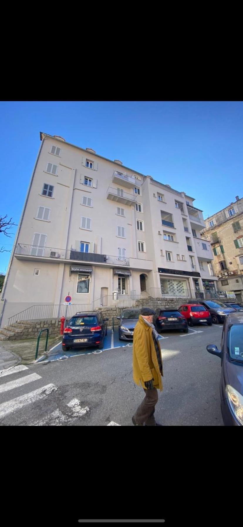 Corte Magnifique T2 45m2 Neuf 5 Personnes Place St Marcel Hyper Centre Wifi Lave Linge Tv * Corte (Corsica)